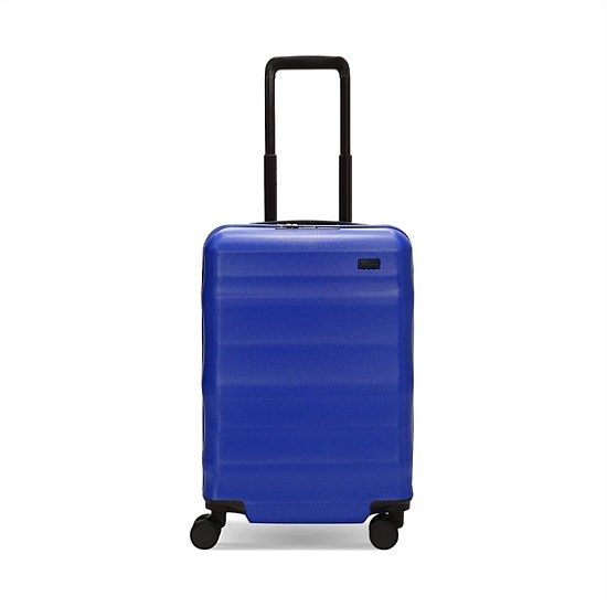 Luna-Air 55cm Hardside USB Carry-On Suitcase