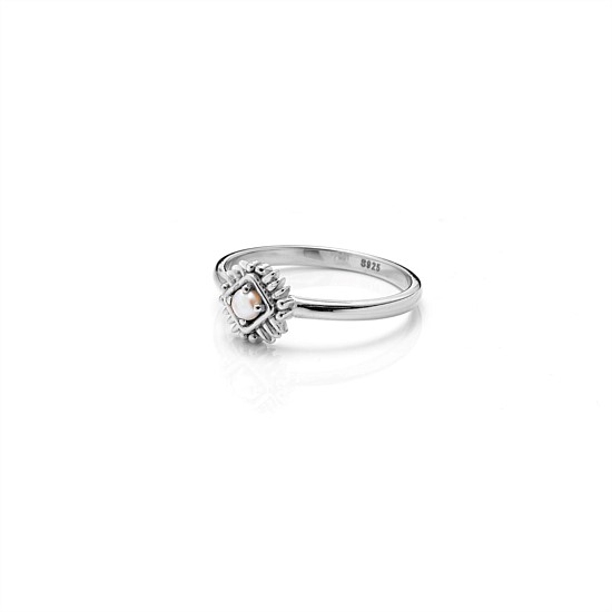 Petite Perle Ring