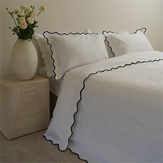 Celine Duvet Set- White/Black