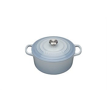 Signature Cast Iron Round Casserole