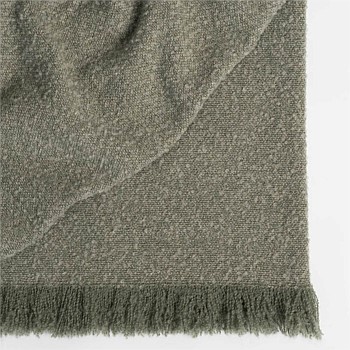 Clive Boucle Throw